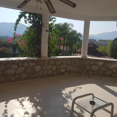 Casa de hóspedes Romantik 4*